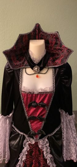 Gorgeous, Vampires And Versailles Costume Size Lg