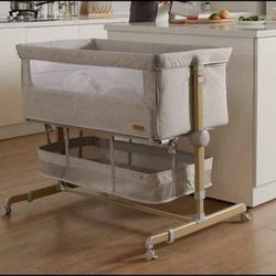 Well Loved Bassinet 