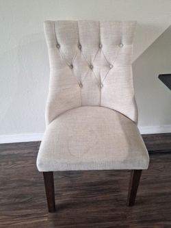 2 dining / living room chairs