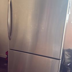 Maytag Refrigerator 