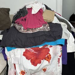 Men & Women Clothes For $1 Each 