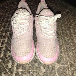 Nike Air Max 270