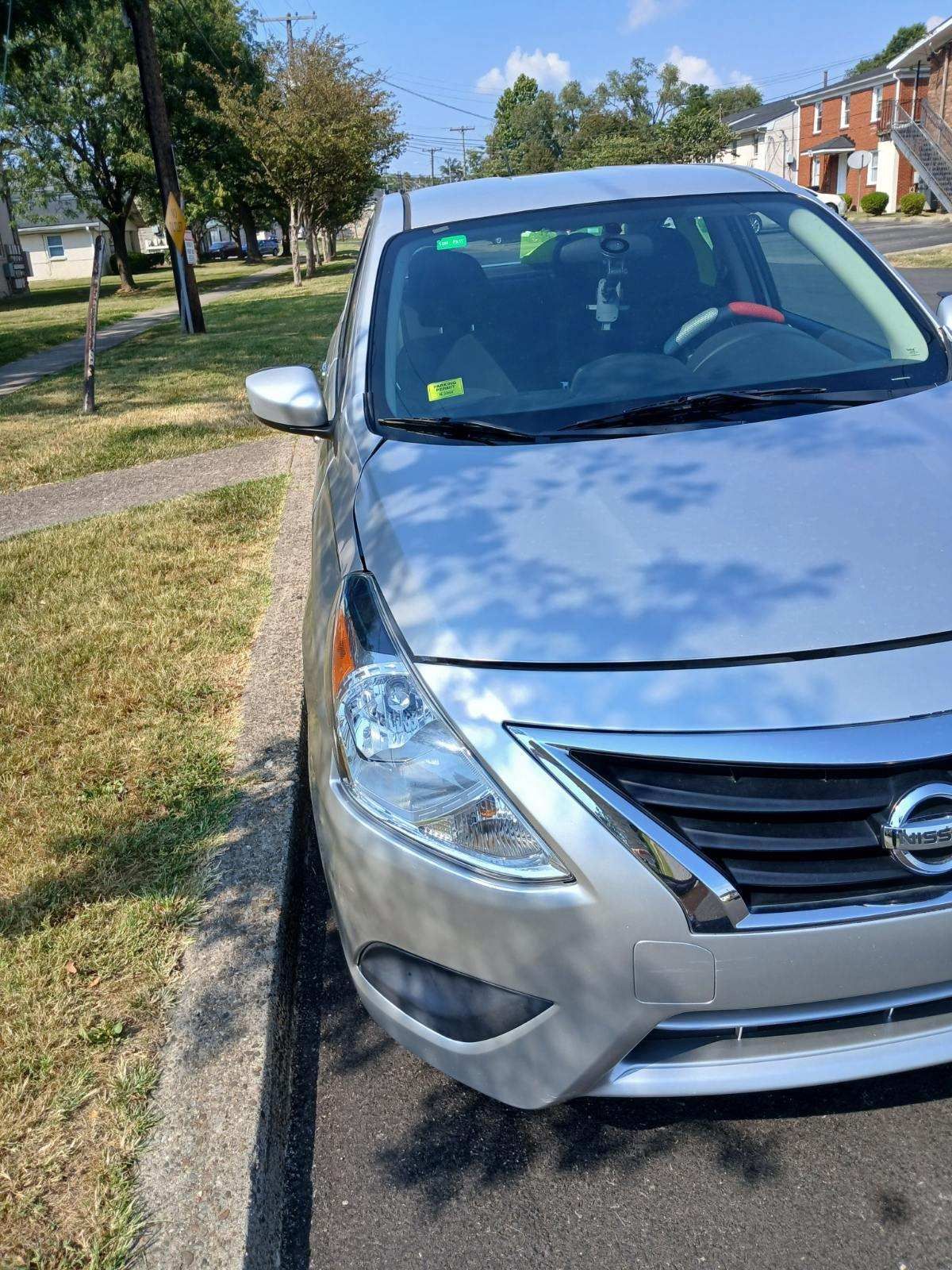 VENTA DE CARRO BUENO BONITO Y BARATO