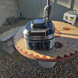 6 Qt Air Fryer/ Grill