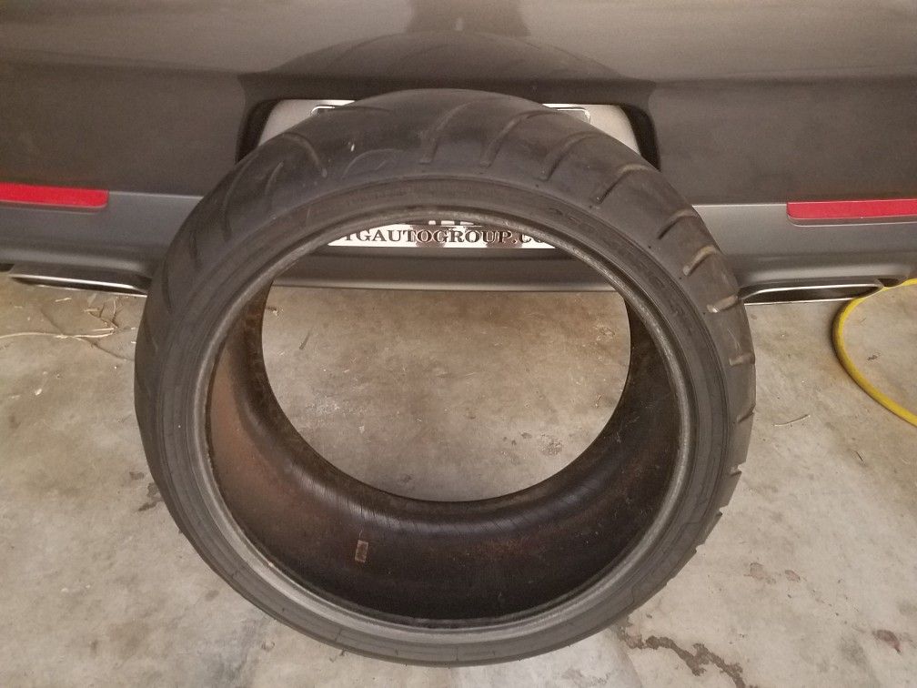 Avon Venom 250/40R18 motorcycle wide rear tire.