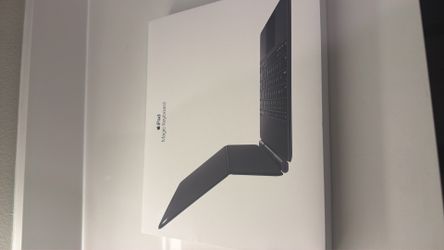 Magic Keyboard iPad Air 13”