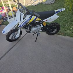 YCF 88cc Dirt Bike