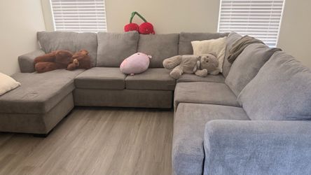 Sectional Couch - Semi U shape