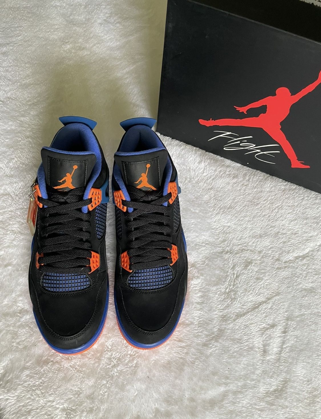 Air Jordan 4 Retro ‘Cavs’  