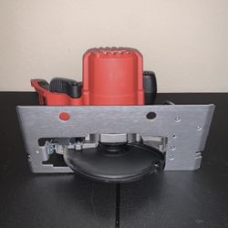 Milwaukee Skillsaw 