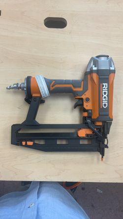 Ridgid Straight Finnish Nailer