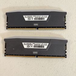 Corsair Vengeance RGB 64 GB DDR5 5600MT/s RAM