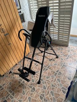 Yoleo Gravity inversion table for back pain relief