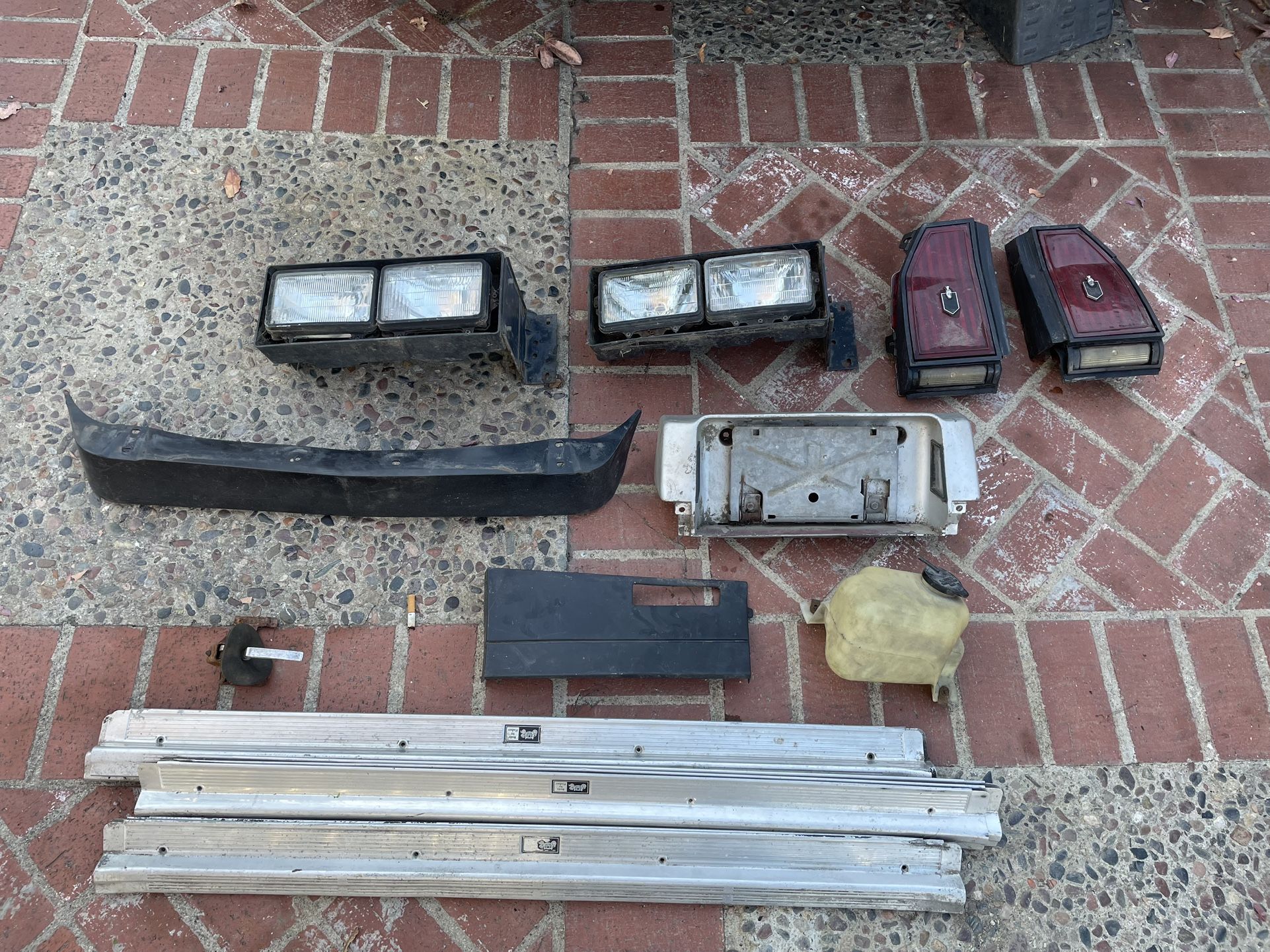 Monte Carlos parts is a lot of good parts if you see something you need let me know and I'll let you know how much