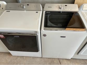 Set Maytag de gran tamaño