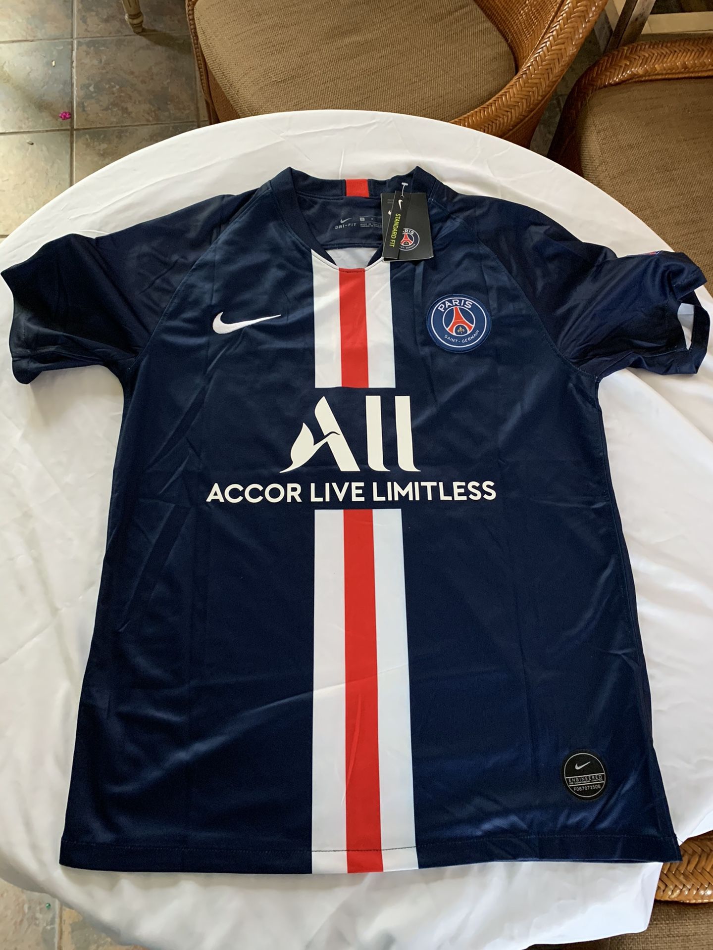 PSG Kylian Mbappé Jersey (size M)