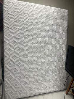 Nice Queen size mattress