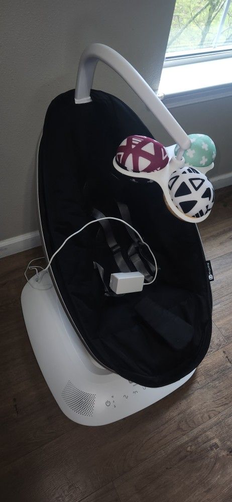Mamaroo 4moms