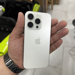 iPhone 15 Pro Unlocked 128GB! Finance For $50 Down Payment!!