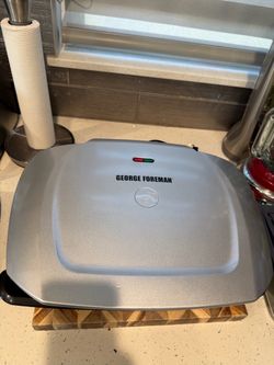 George Foreman 9-Serving Classic Plate Electric Indoor Grill and Panini Press, Platinum