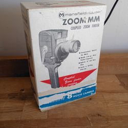 Mansfield 8mm Camera With Zoom Lens