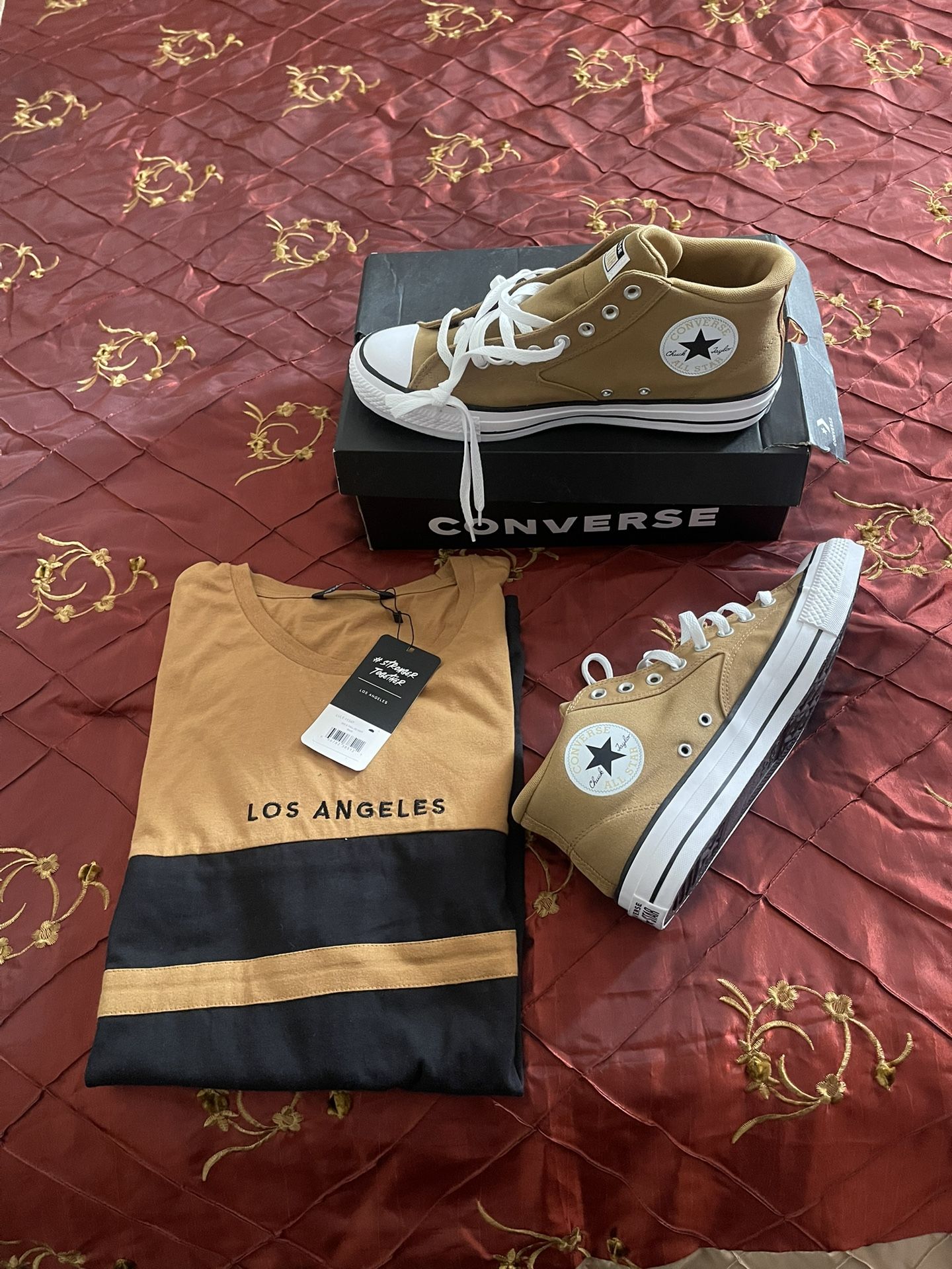 Converse & T Shirt