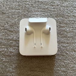 Apple Wired Earphones 