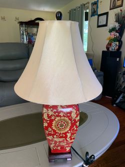 Chinese Porcelain Table Lamp