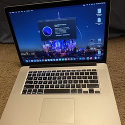 MacBook Pro 15 Inch GREAT Condition!!