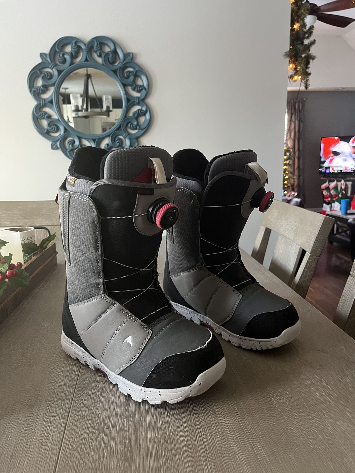 Burton Moto Boa Snowboarding Boots SIZE 8.5