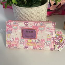 Sanrio Hello Kitty Loungefly Wallet New