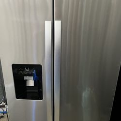 Whirlpool Stainless Side By Side Refrigerator 