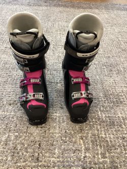Solomon Ski Boots Sz 27,5