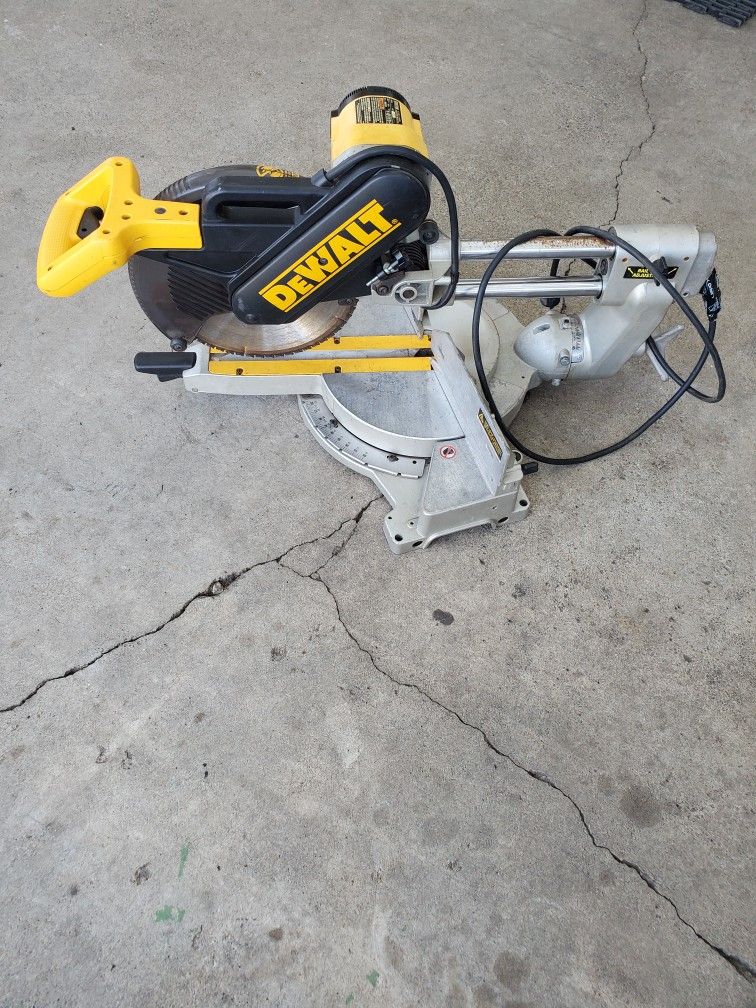 Dewalt DW708 Sliding Saw
