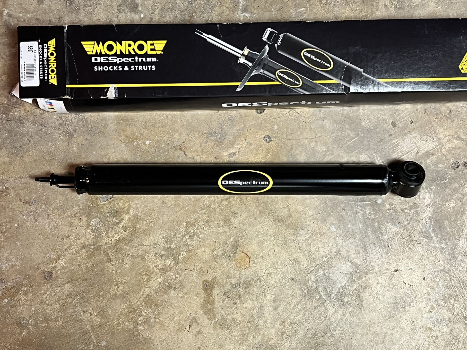 Monroe OESpectrum 5607 Shock Absorber (pair) (2004-2009 Mazda 3)