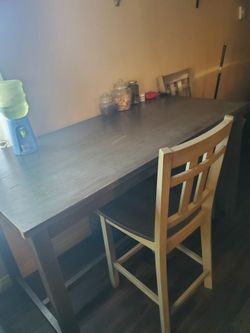 Dining table (2 sillas)