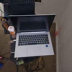 Hp Elitebook 840 G10 I7th 13th Gen 32gb Ramp