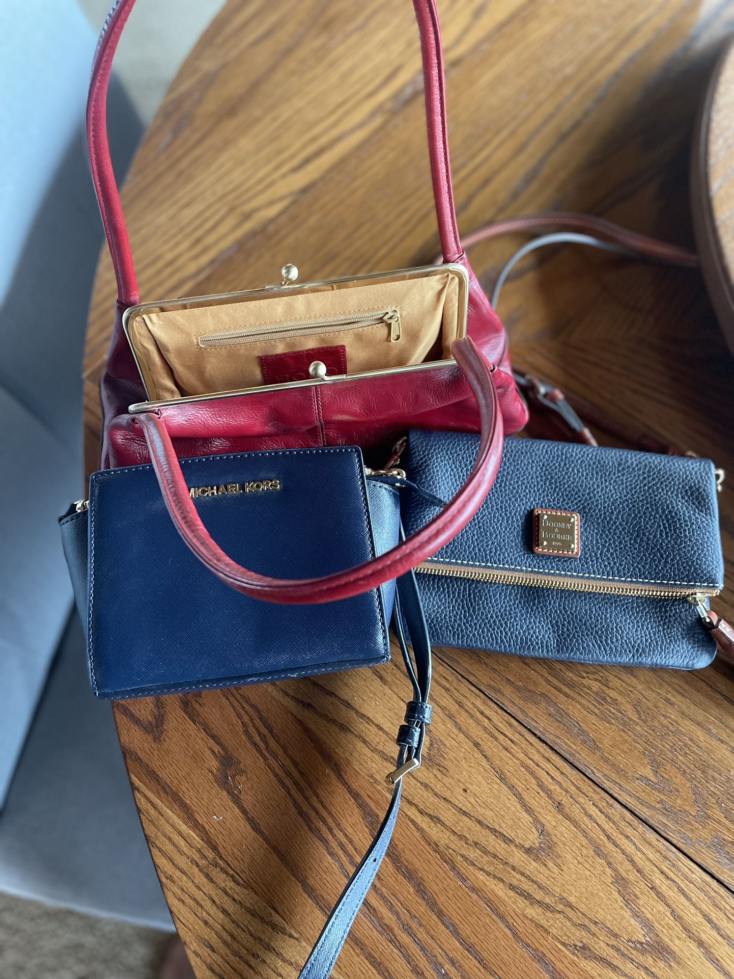 Red Hobo, Navy Michaels Kors, Navy Dooney And Bourke Small Purses