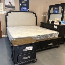 New King Platform Bedroom Set