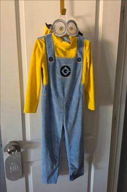 Minion costume