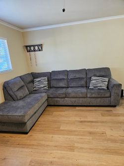 Olten L shaped couch