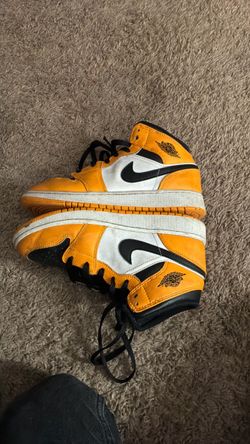 Air Jordan 1 Mid Orange Black White Sneakers