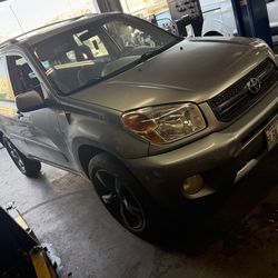 2003 Toyota Rav4