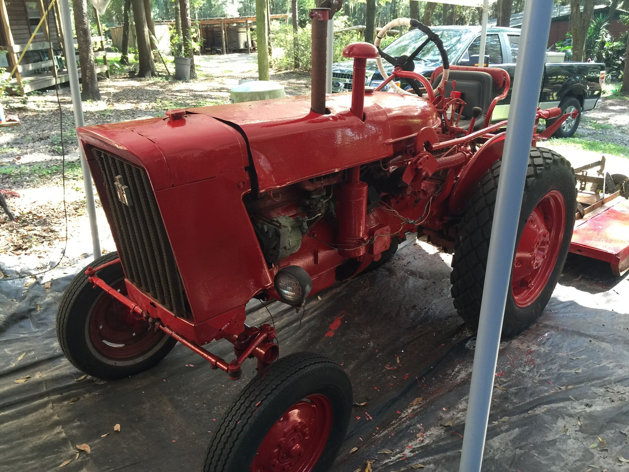 International Farmall 140 Runs!!