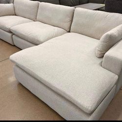 Brand New Plush Comfy Sectional Sofa Couch 