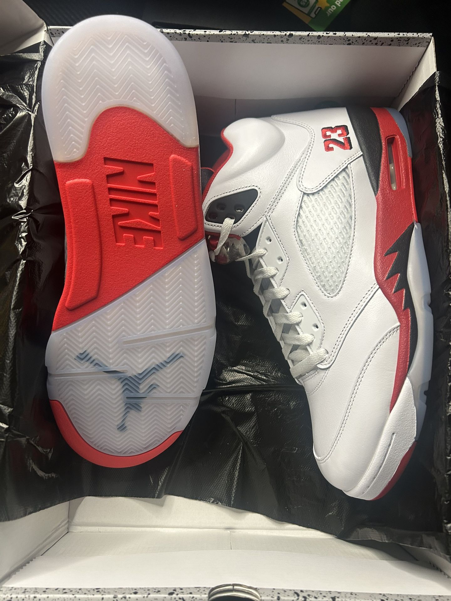 Jordan 5 Fire Red Black Tongue Size 13 New