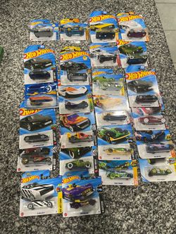 Lot Of 24 Hot Wheels Cars