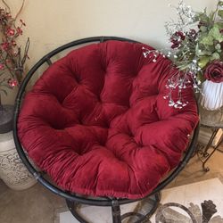 Oval Comfortable Chair With A Second White Cushion