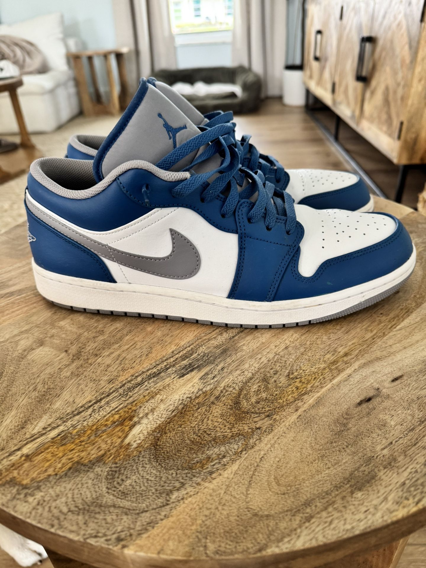 Jordan 1 Low Size 12