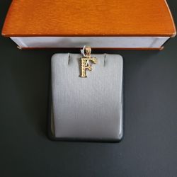 10k Gold Pendant